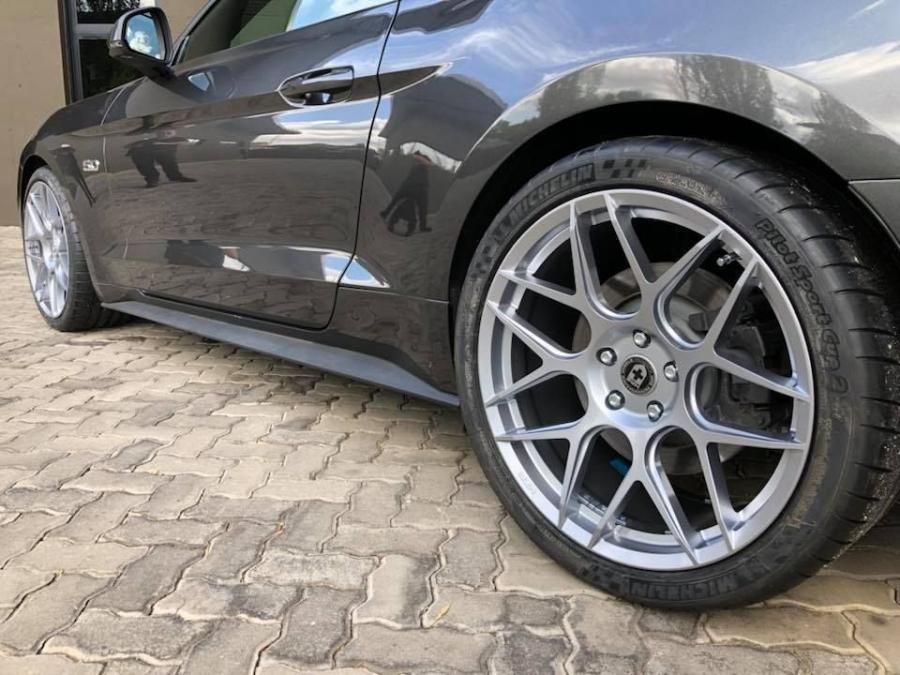 Детали экстерьера Ford Mustang GT by RACE! 2018 года  (фото 2 из 6)